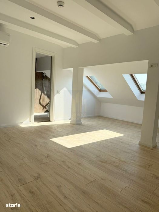 Vila | 630mp | 10 camere | 962mp Teren | Vanzare *Snagov*