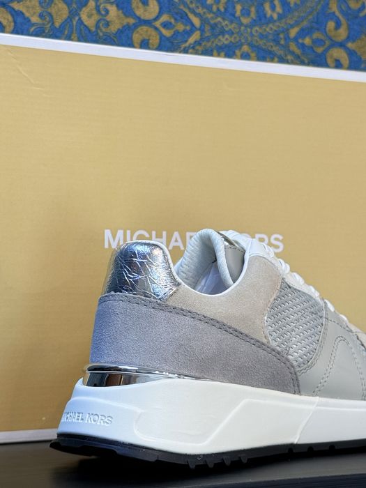 Michael Kora сникърси дамски silver
