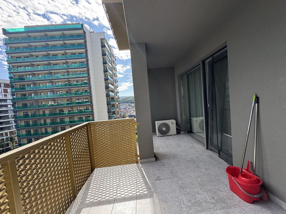 Apartament cu Nisa de Dormit si balcon de 10 mp Zorilor Scala Frunzisului