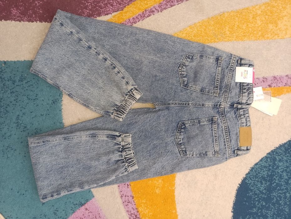 Актуални дънки за момиче 13-14 г