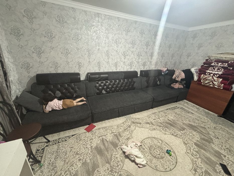 Диван сатлад 40 мын тенге ге