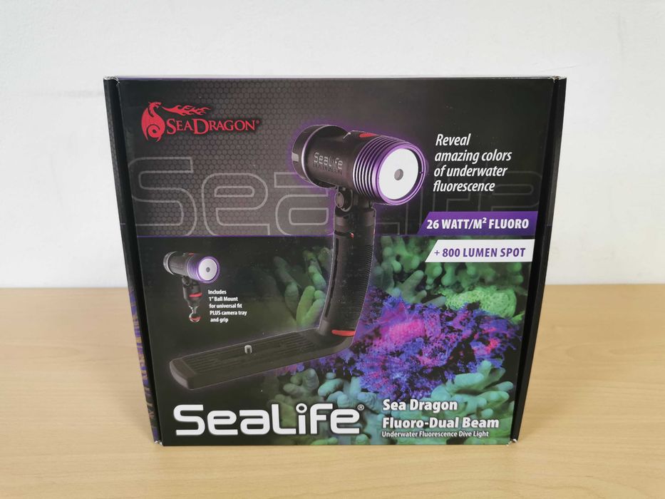 Осветление за наблюдение при гмуркане и флуоресцентна фотография