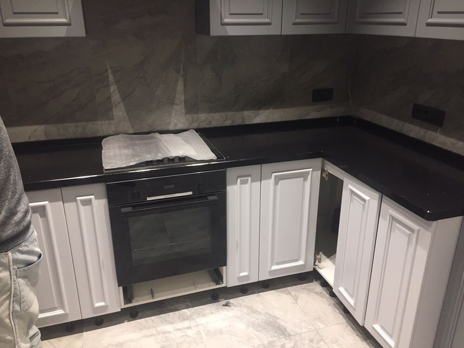 Столешницы из кварца и акрила