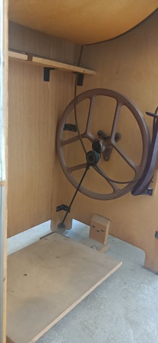 Крачна шевна машина ПМЗ