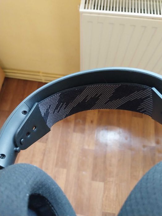 Casti Gaming Arctis nova