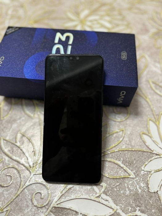 Продаю телефон Vivo V23