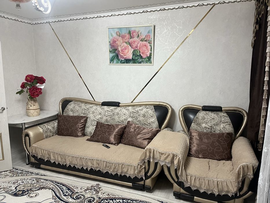 диван для зала.