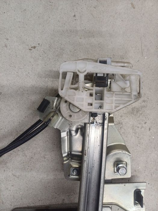 Преден ляв електрически мехънизъм за стъкло за берлинго и партнер