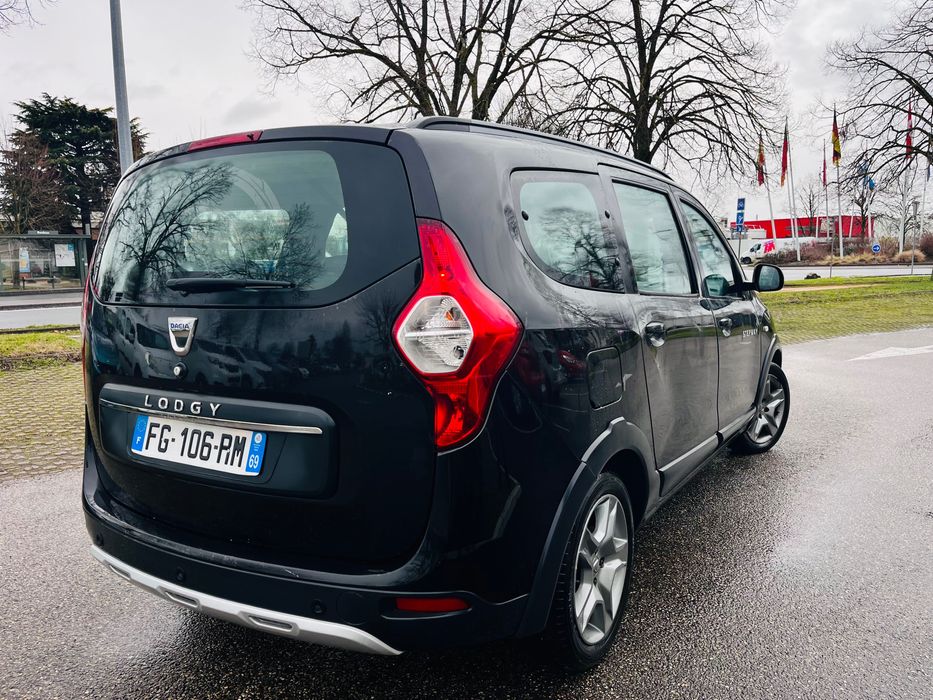 Dacia Lodgy  Stepwat   1.5DCI 116HP 7locuri