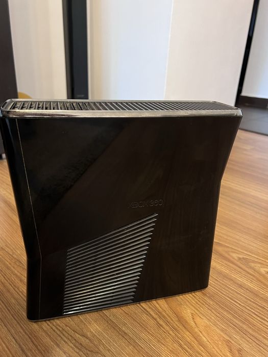 Xbox 360 250 Gb +kinect + jocuri