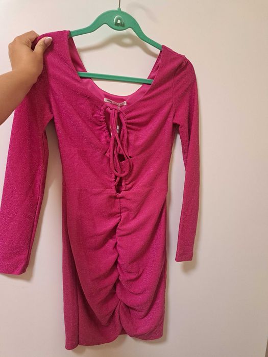 Цикламена празнична рокля!