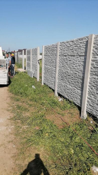 Gard beton bine lucrat