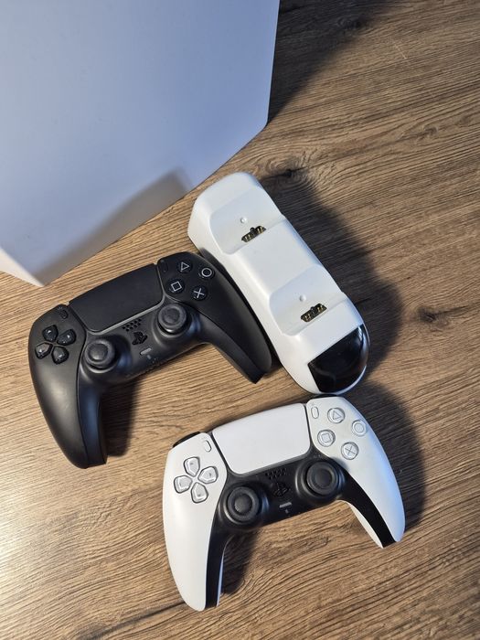 Игровая приставка PS5