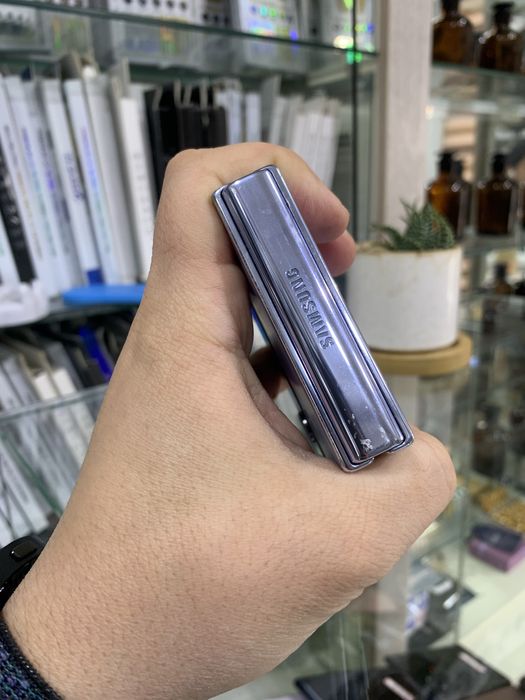 Samsung Z flip 4 8/256Gb snapdragon
