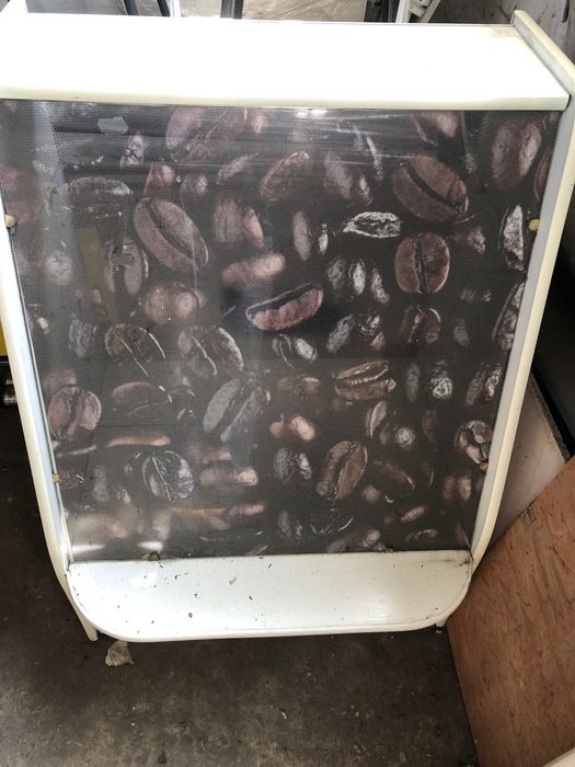 Продам витрину в хорошем состояние