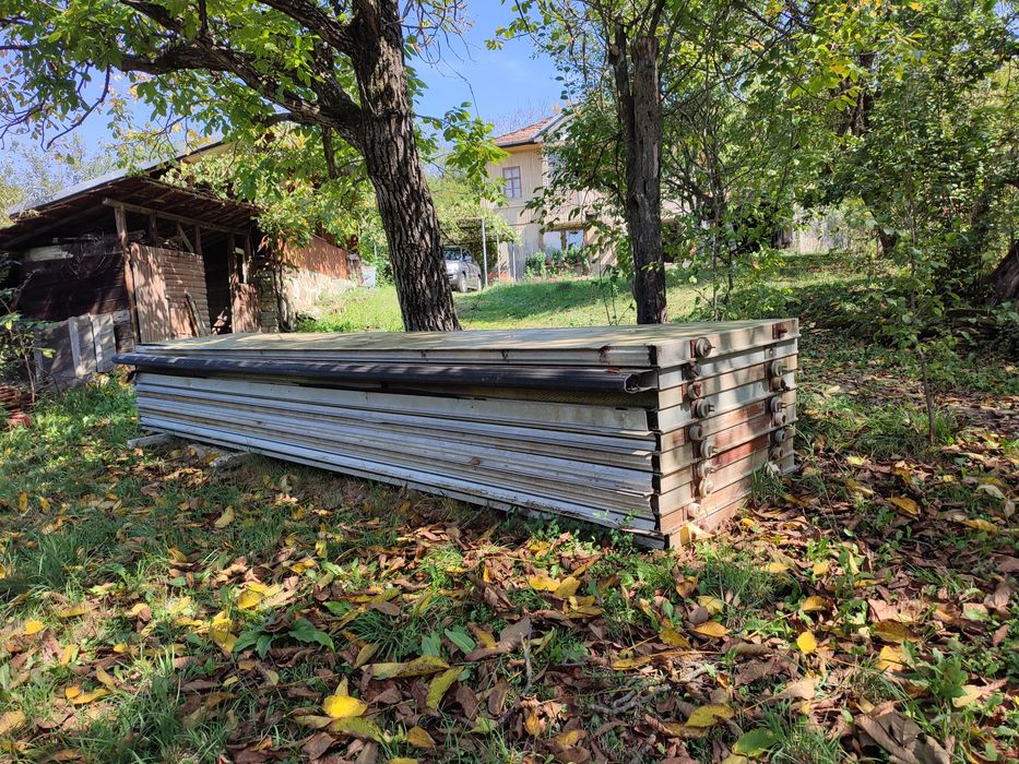 10 броя здрави панели от стъклопласт с алуминиев обков – 5м х 1м х 5см