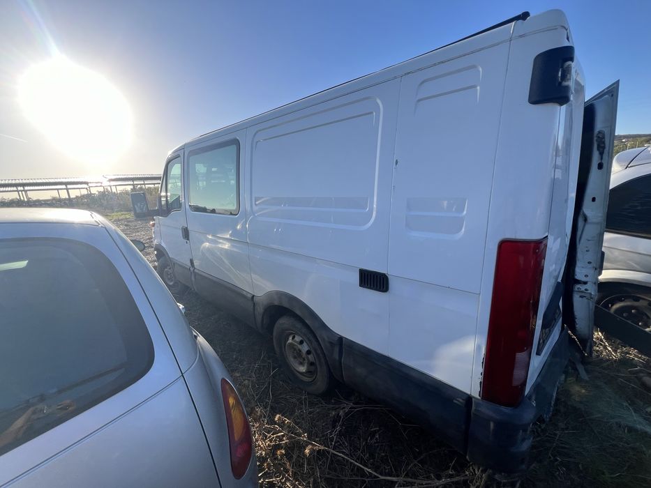 Ивеко 35-12 мотор котия перфектно на части