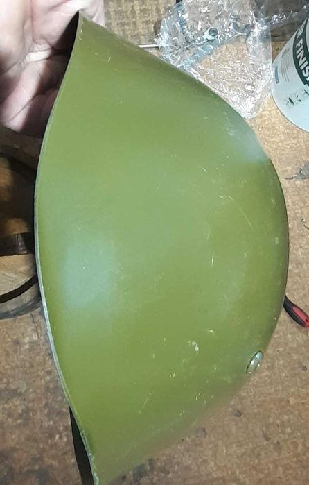 Стара войнишка каска