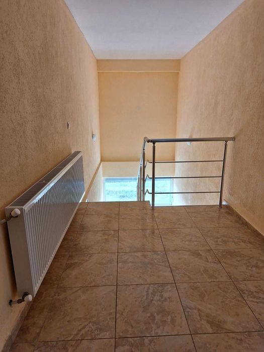 Дава се под наем Къща в Каблешково - 440 кв.м за 408 € - Снимка #11