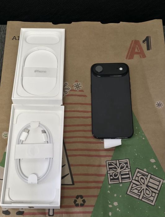КАТО НОВ 256GB iPhone 17 Air Гаранция А1 2027 Space Black | Черен