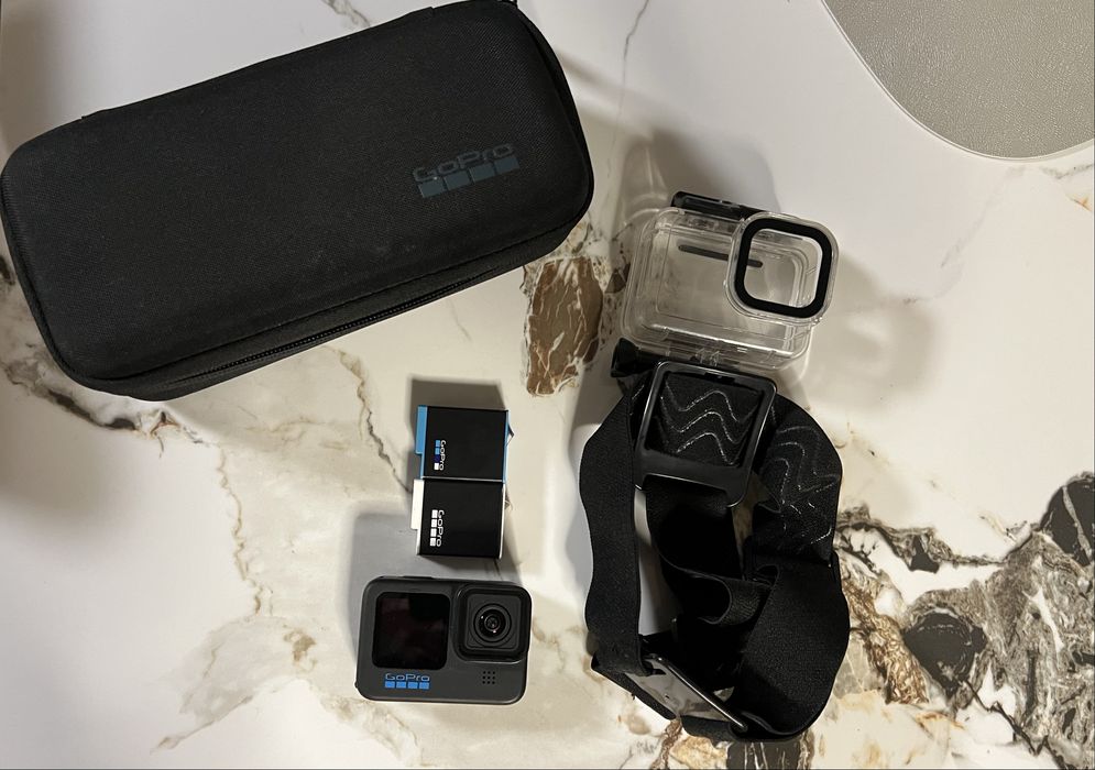 Gopro Hero 10black +две батерии, аксесоари