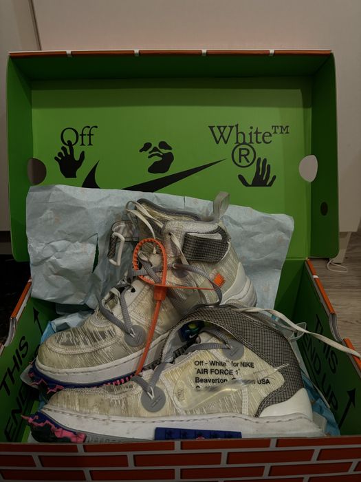 adidasi Nike x Off- White