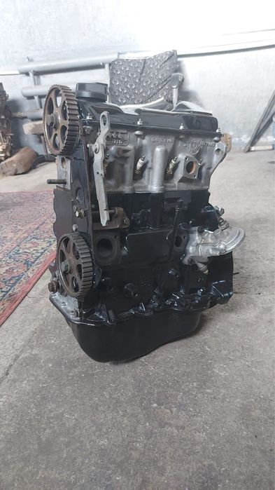 Мотор на Ауди 80