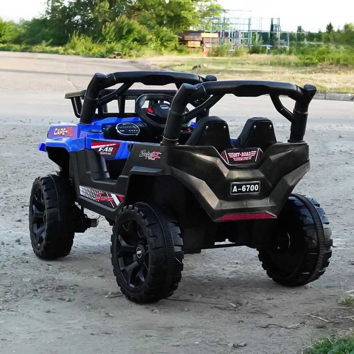 OFERTA Masinuta electrica 4x4, CAPE-X, 100W,12V, scaun tapitat NOUA