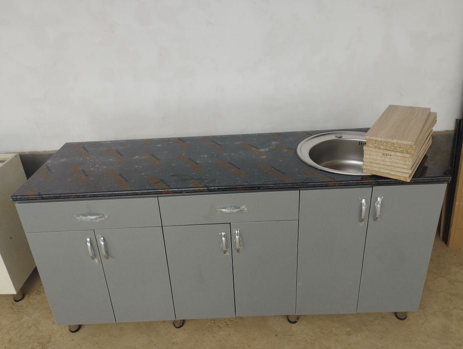 Кухонная мебель.  Кухонная гарнитур.  Кухонная мойка