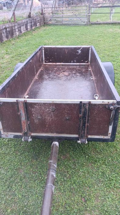Vand remorca 750 kg