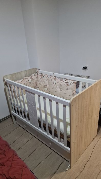 продават се комплект..трите..кошара столче..повивалник