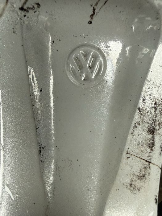 vw Golf 6 оригинални с чисто нови зимни гуми 15 цола  195/65/15 - 300€