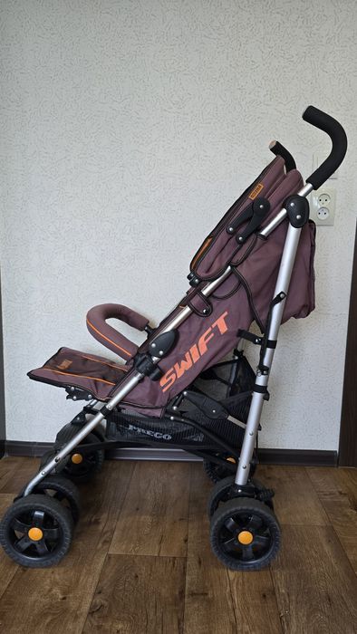 Прогулочная коляска трость