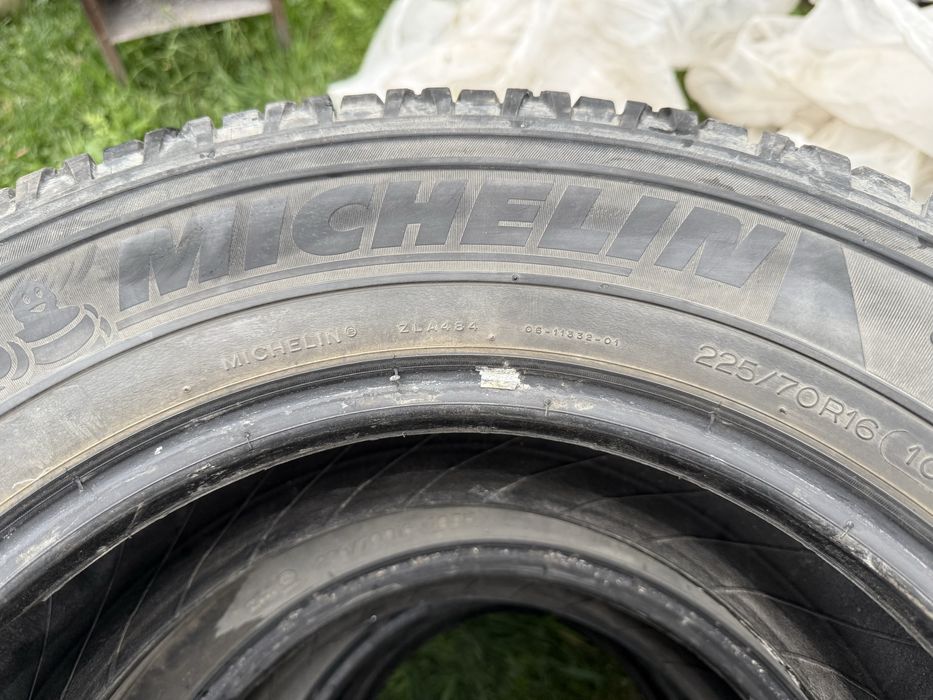 Резина Мишлен 225/70/16