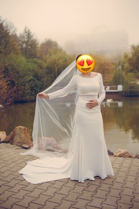 Rochie mireasa tip sirena + voal lung 2.5m cadou