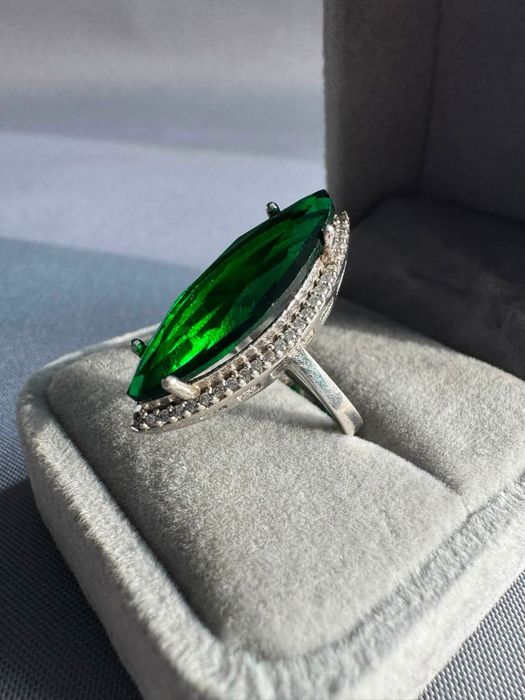 Inel din argint si cubic zirconia