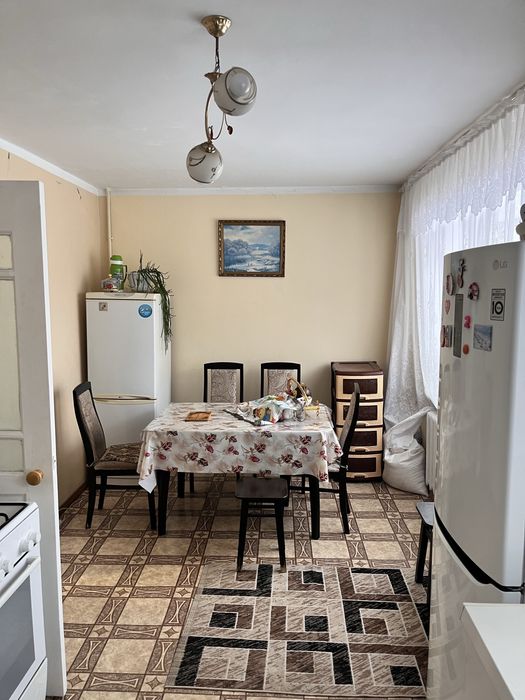 Продам 2-комнатную квартиру