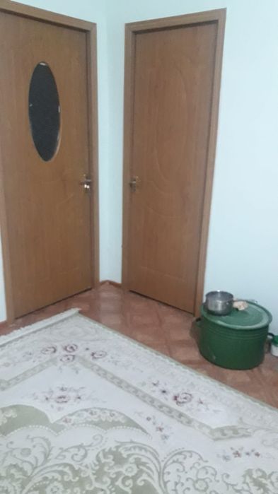 Двери межкомнатные б/у