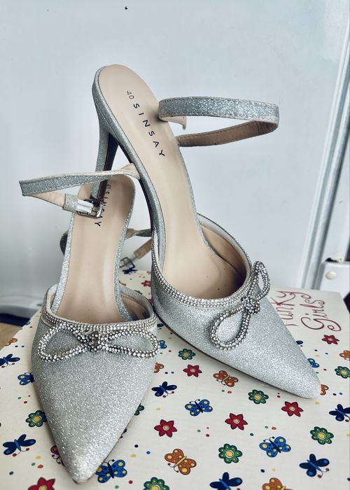 Елегантни бални обувки