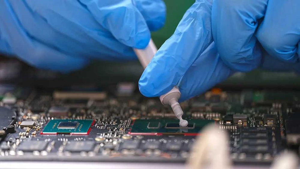 Ремонт и техническое обслуживание ноутбуков, моноблоков, пк.