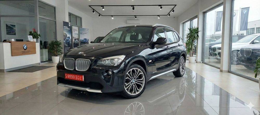 BMW X1 2011 — imagine 2