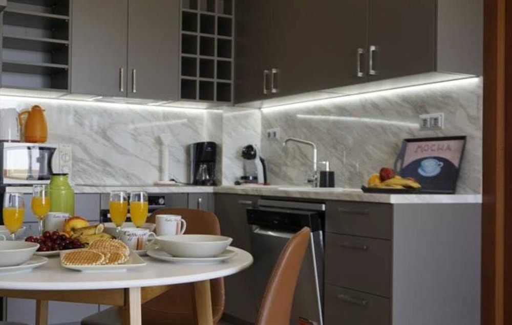 Тристаен апартамент в затворен комплекс в Бяла