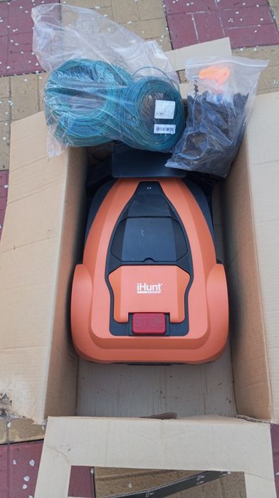 Робот за косене на трева , като нова е