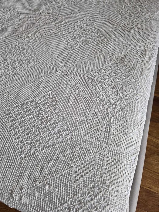 Покривала за спалня и маса