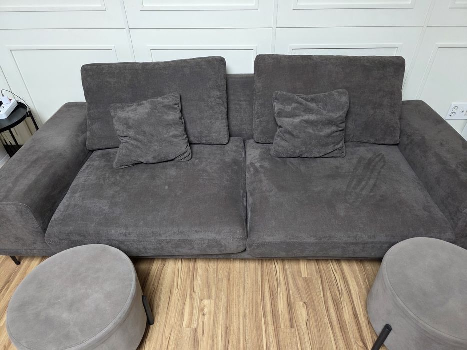 Продам диван + 2 пуфика в подарок