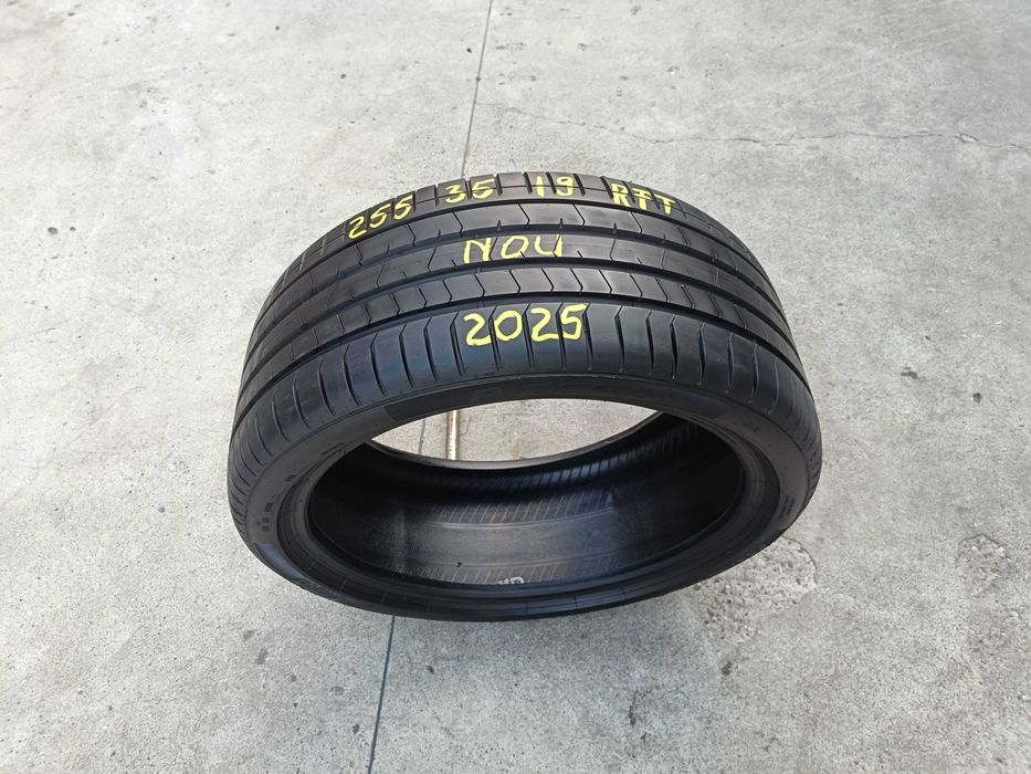 O anvelopa de vara 255 35 19 pirelli p zero pz4 run flat profil 7 mm dot 2025