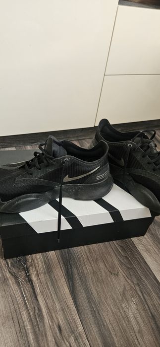 Маратонки тип кец Nike