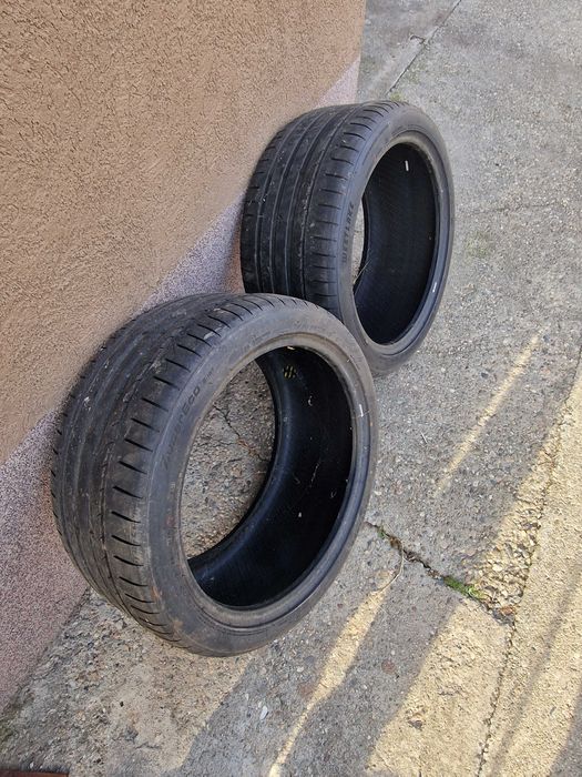 Vând set două anvelope vara WestLake 265/35/18 vară