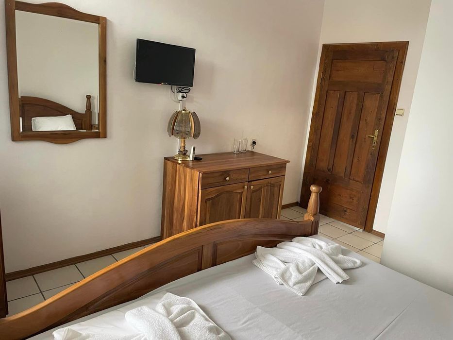 Продава се Къща в Хисаря - 400 кв.м за 1125 €/кв.м - Снимка #11