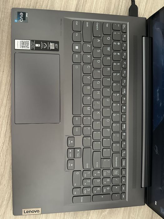 Lenovo Slim 7i 16IAH7